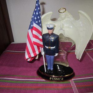 BRADFORD EXCHANGE 2002-LIMITED-EDITION (USMC) WINGS OF PROTCTION- STATUE